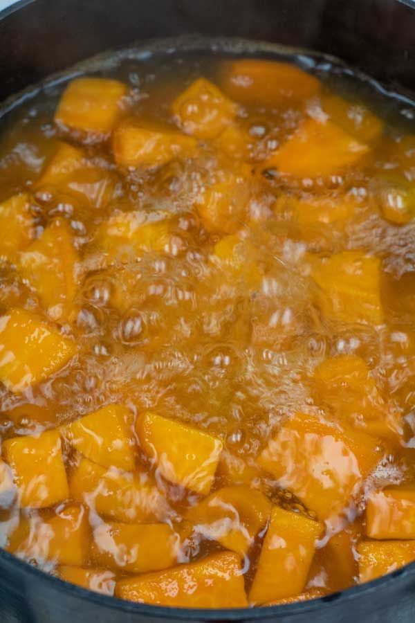 Classic Sweet Potato Casserole: Your Holiday Family Tradition